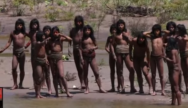 Najjasniji video izolovanog plemena Maško Piro, ljudi pišu: „Ostavite ih na miru“ VIDEO
